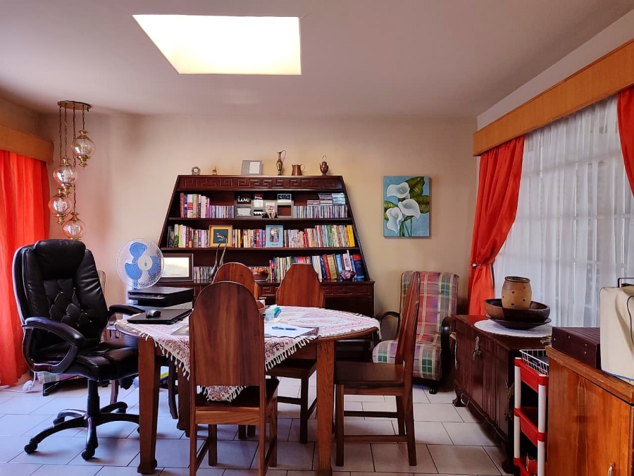 3 Bedroom Property for Sale in Wilkoppies North West